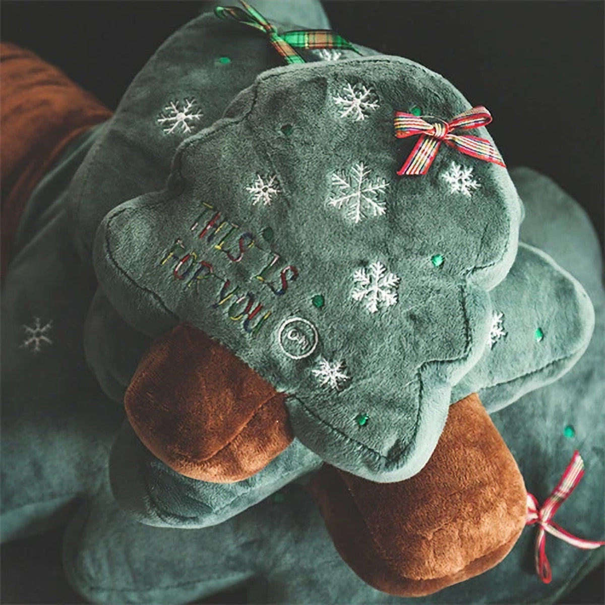 Christmas Tree Cushion – The Merry Den